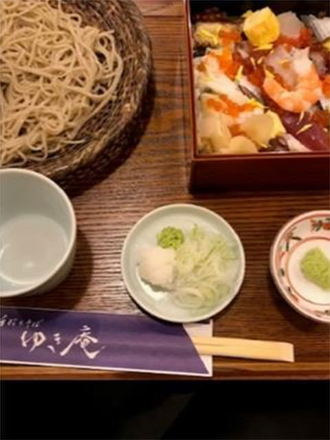 手打ち蕎麦と幸せ海鮮丼