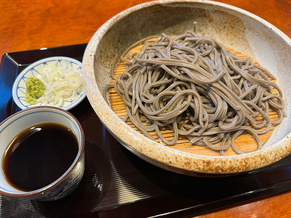 十割黒田舎そば