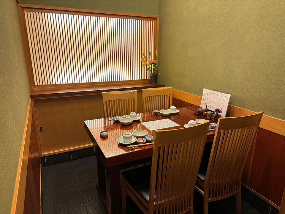 日本橋　本陣房店内